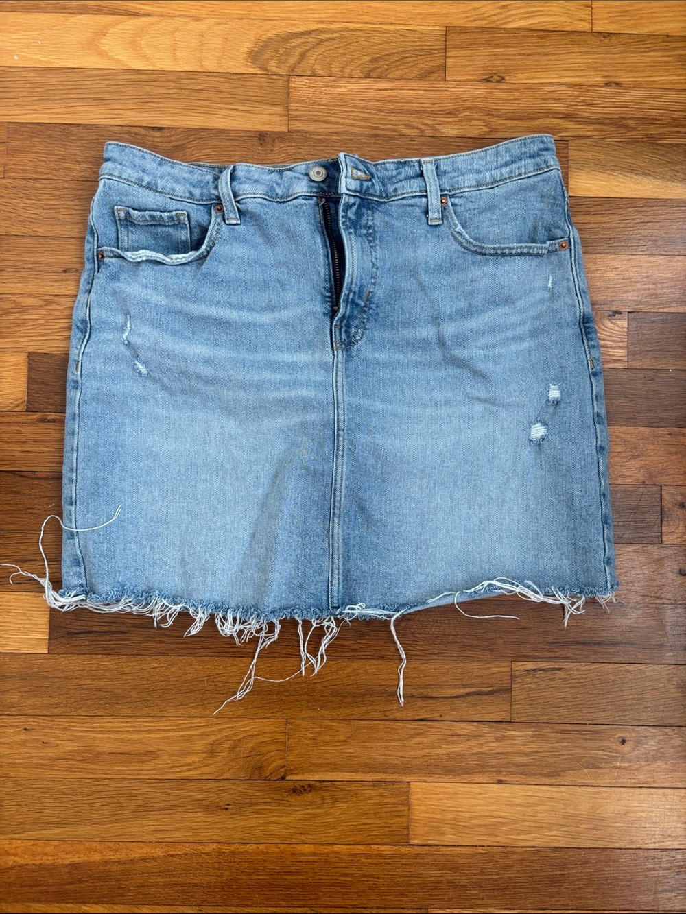 Old Navy Light Blue Distressed Denim Mini Skirt